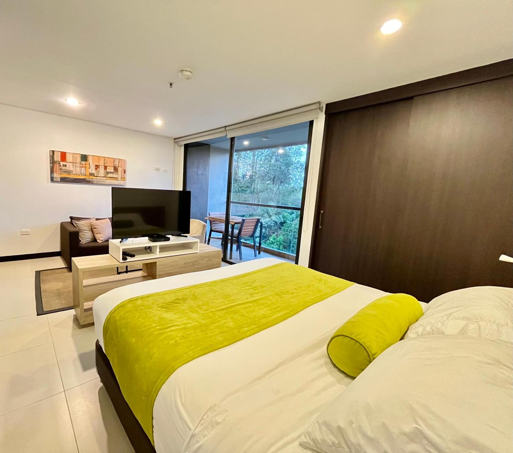 Operacion Hotelera Rioverde - Llanogrande Rionegro Extérieur photo